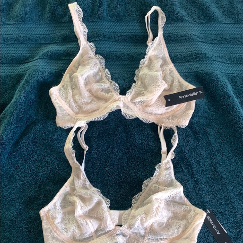Ambrielle White Lace Underwire Bra